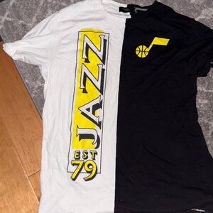 Men’s medium Black and White Utah Jazz Graphic T-Shirt basketball NBA